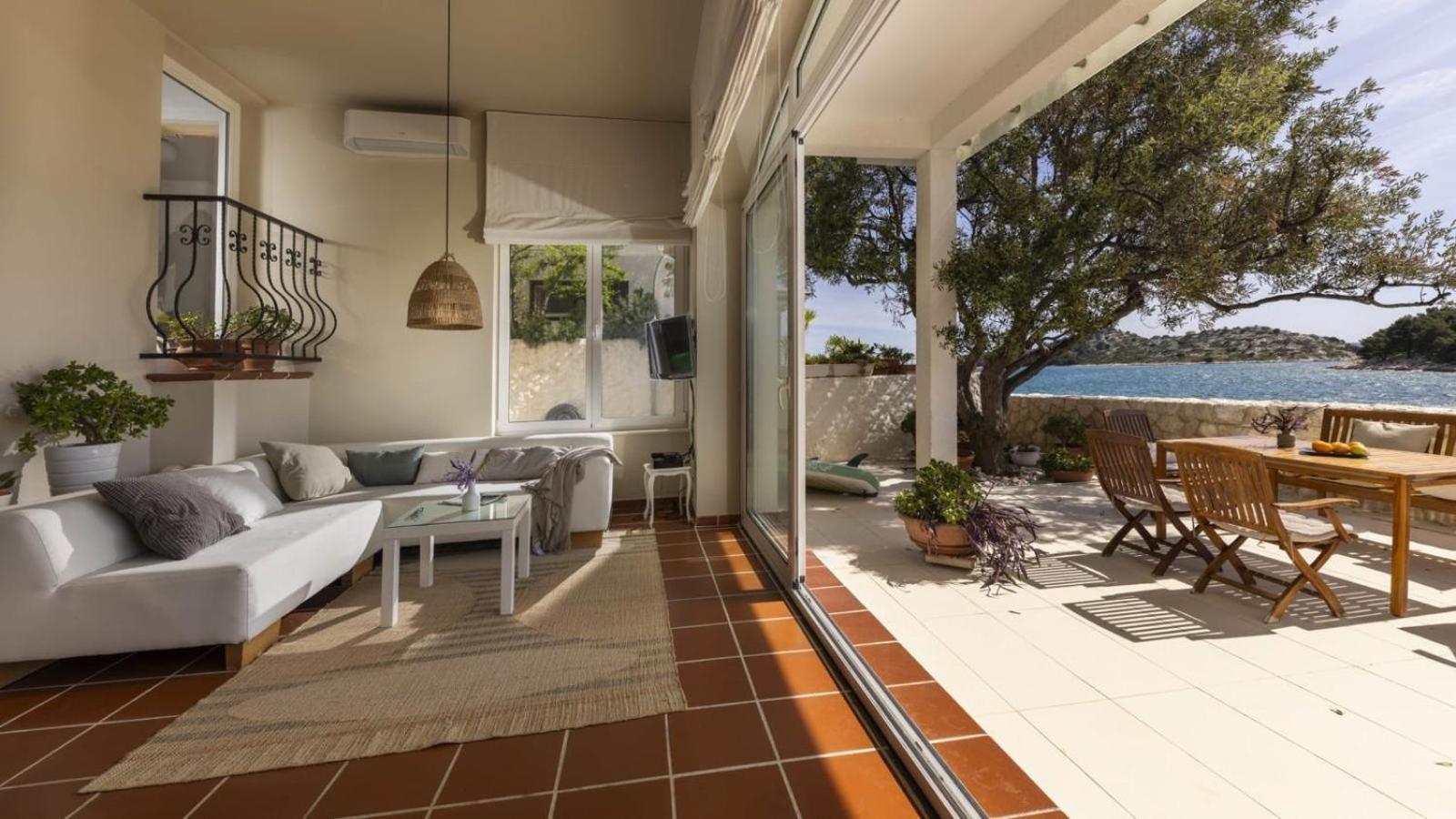 Casa Mano Tribunj With Beach Exterior foto