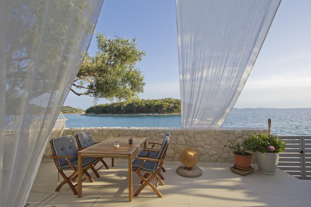 Casa Mano Tribunj With Beach Exterior foto