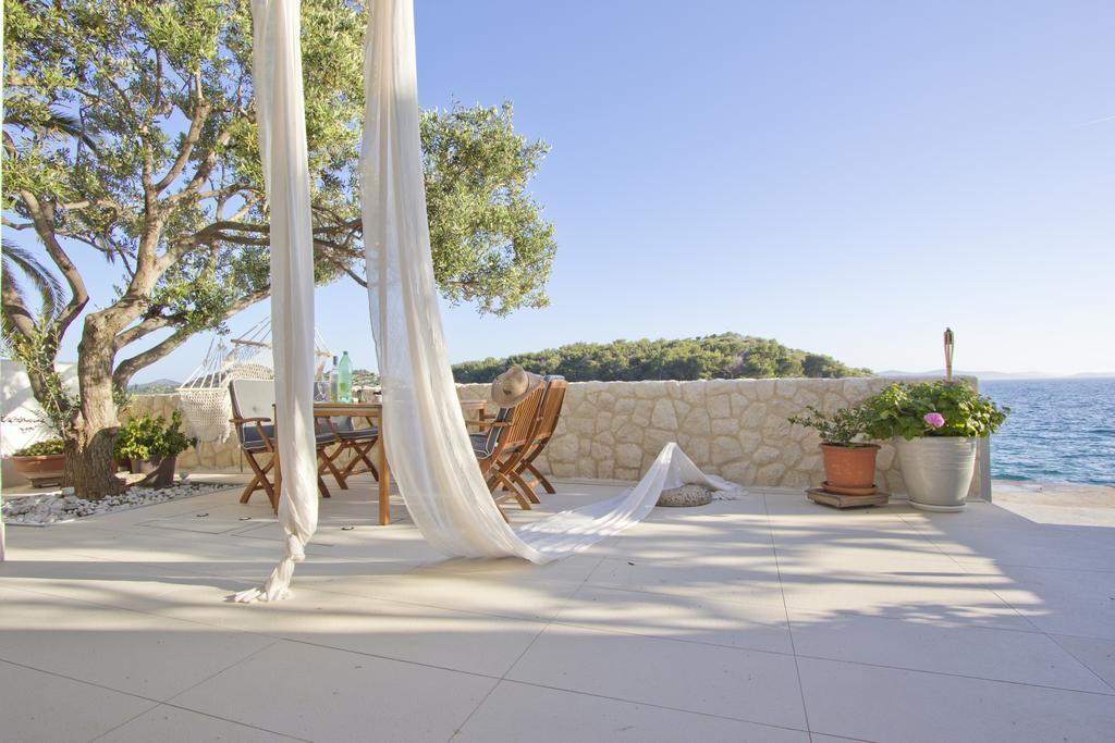 Casa Mano Tribunj With Beach Exterior foto