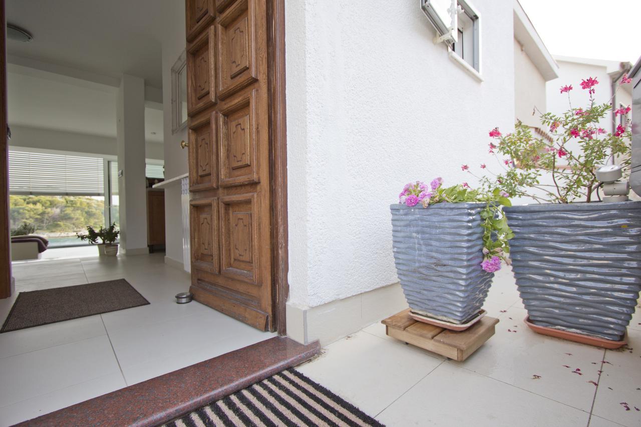 Casa Mano Tribunj With Beach Exterior foto